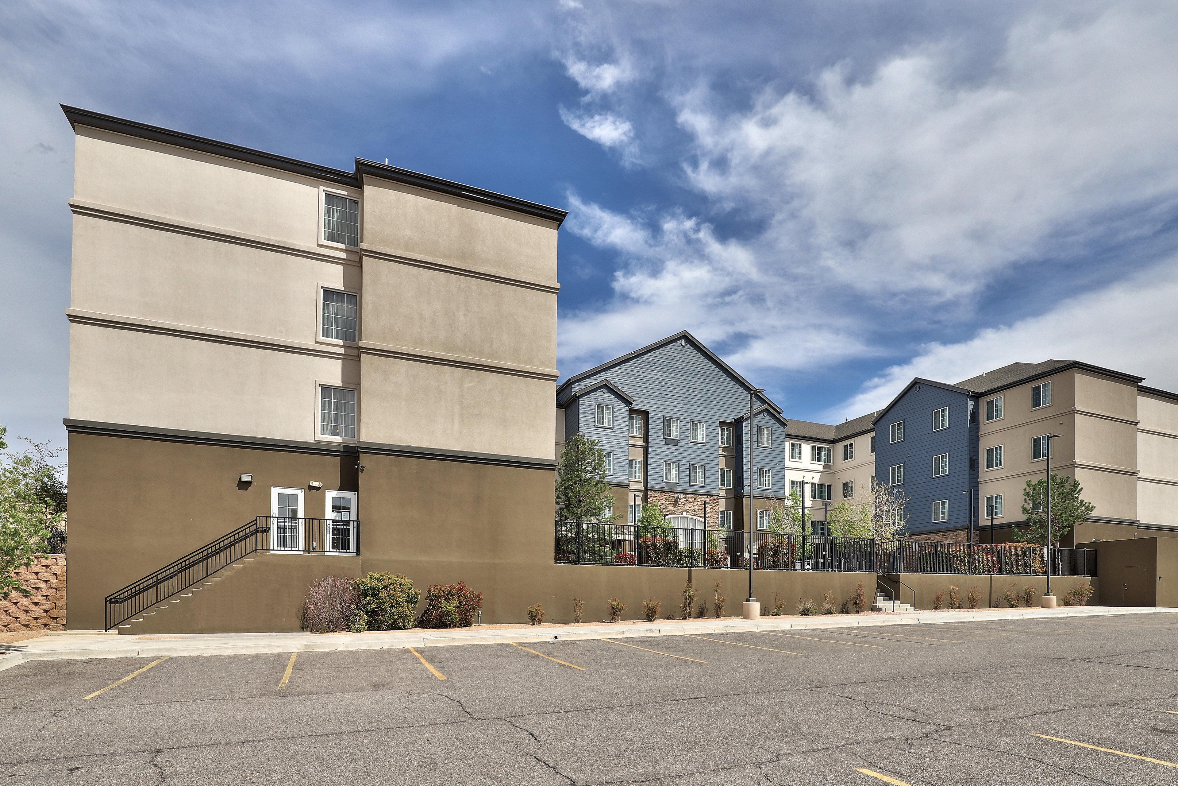 Staybridge Suites - Albuquerque Airport, An Ihg Hotel Exterior photo