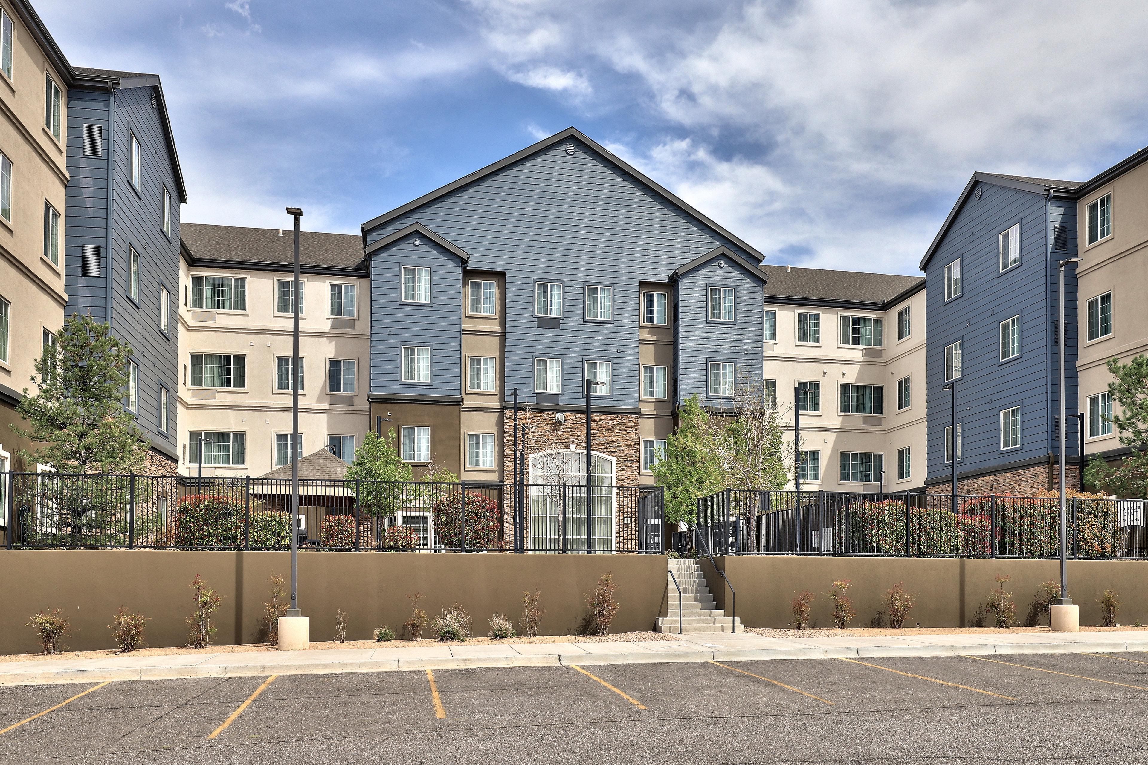 Staybridge Suites - Albuquerque Airport, An Ihg Hotel Exterior photo